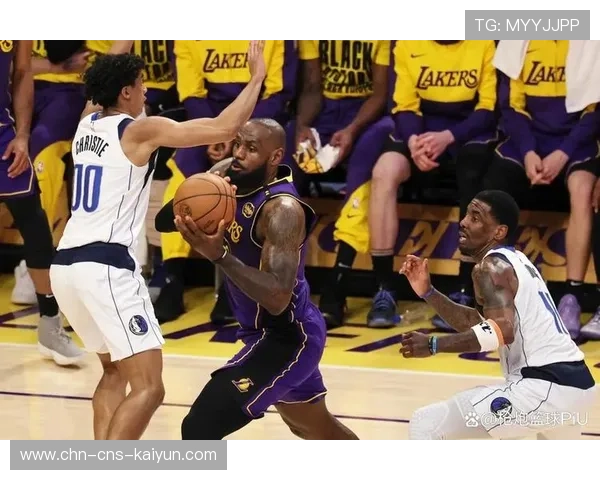 湖人客场挑战爵士，高原主场考验体能储备