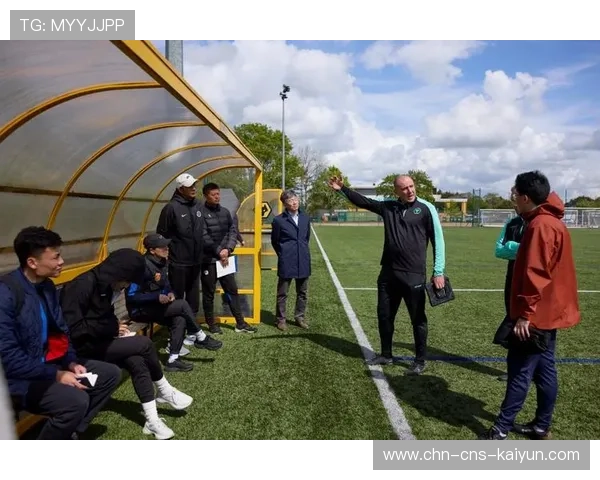 欧足联青年教练培训计划启动,培养新一代战术人才 欧足联青年教练培训计划启动,培养新一代战术人才